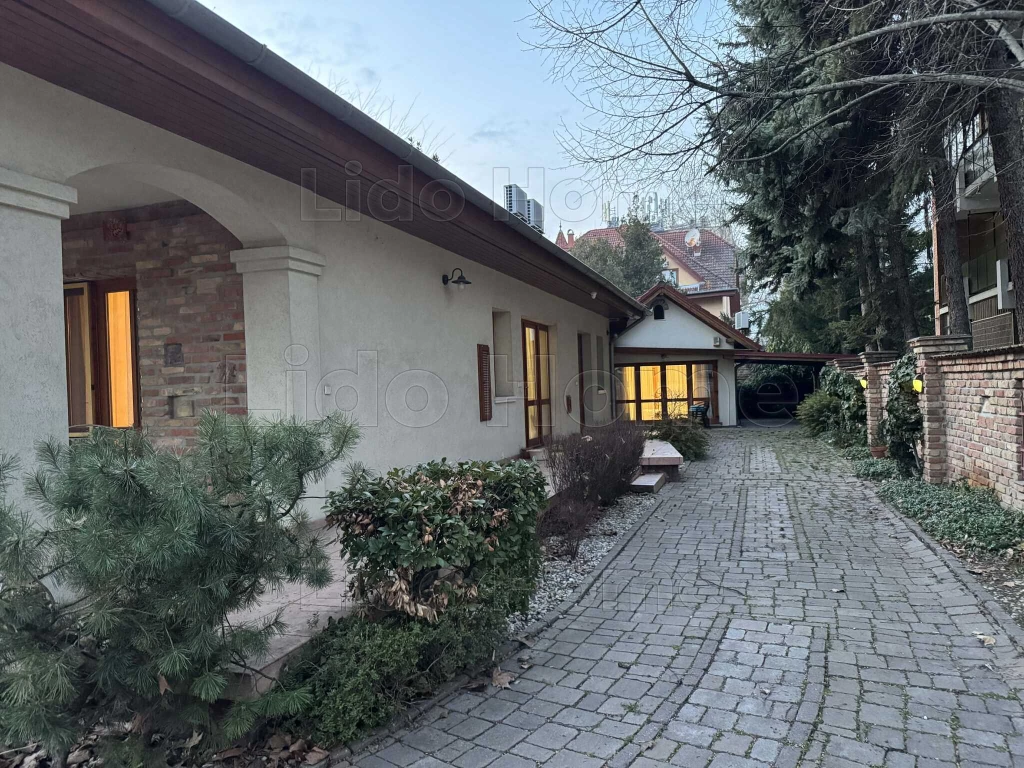 c3-1-name c2-1-name, Siófok