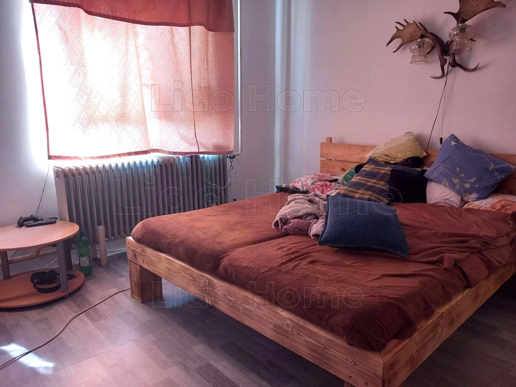 Családi ház csendes, nyugodt környezetben eladó