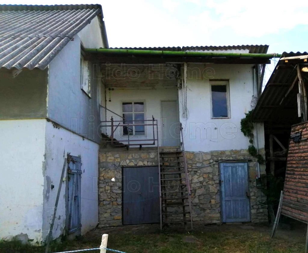 Zöldövezeti nyaraló Szárszón