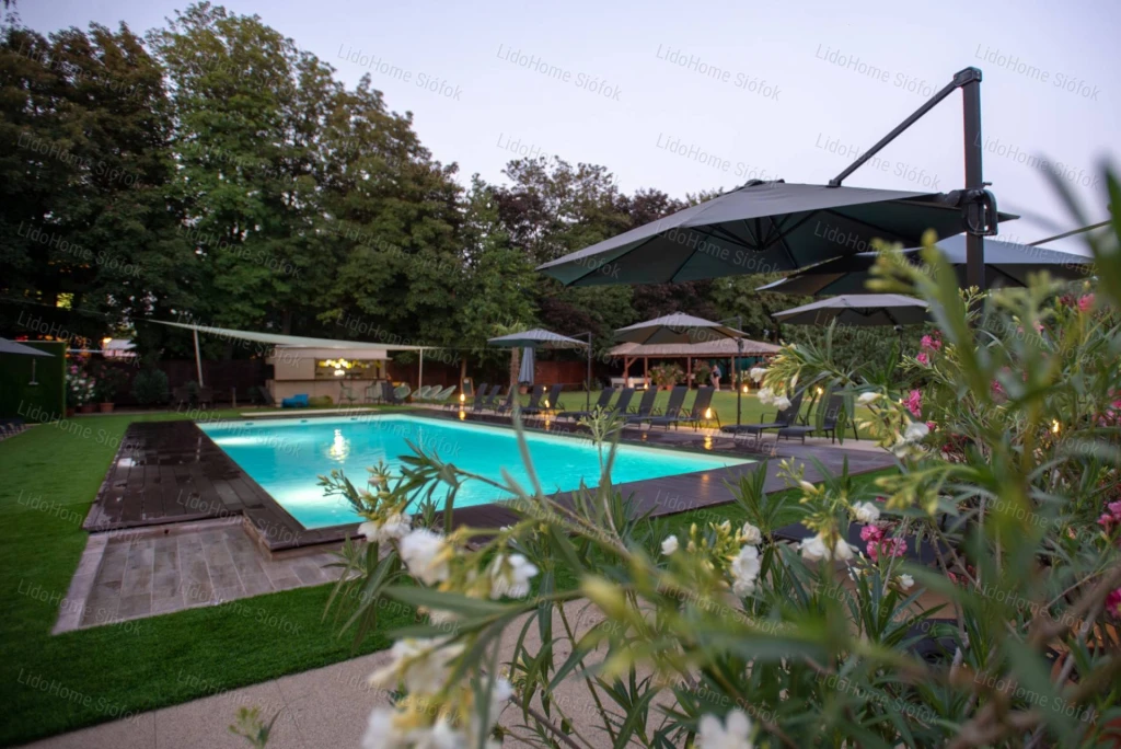 Földszinti részpanorámás apartmanlakás wellnes hotelben