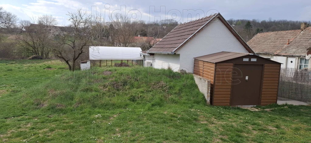 Csendes nyaraló borospincével Nyimben!