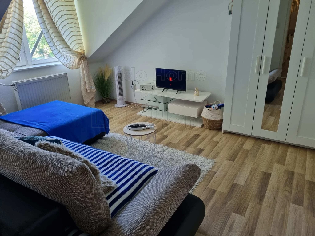 Siófok belvárosában lakás eladó!