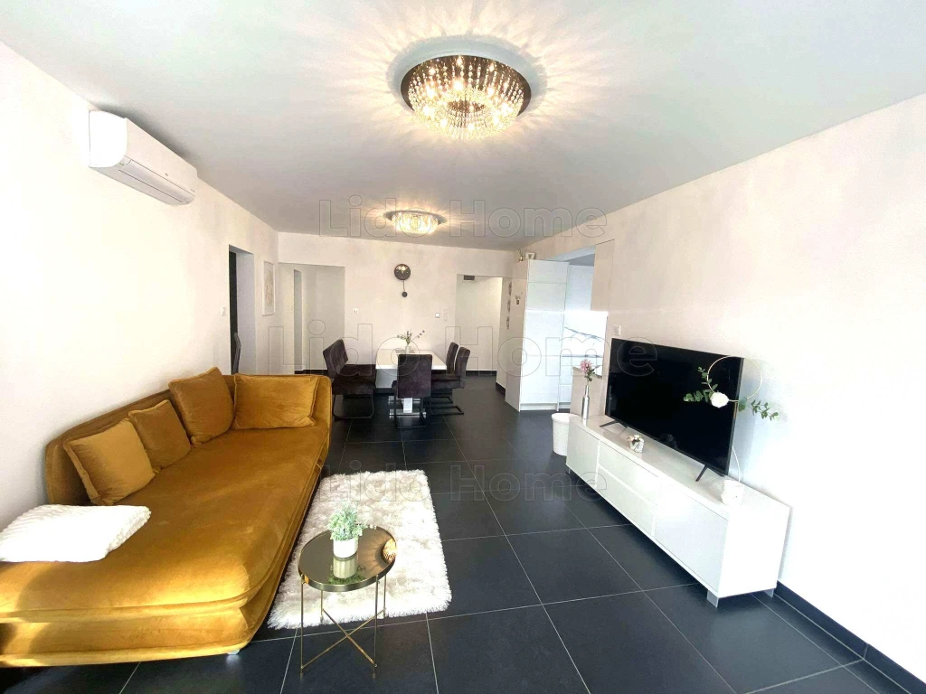 c3-1-name c2-19-name, Siófok