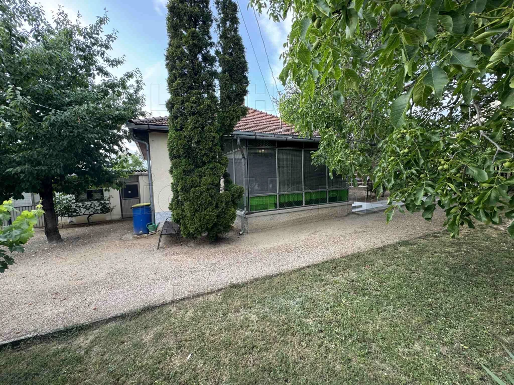 c3-1-name c2-1-name, Balatonszárszó