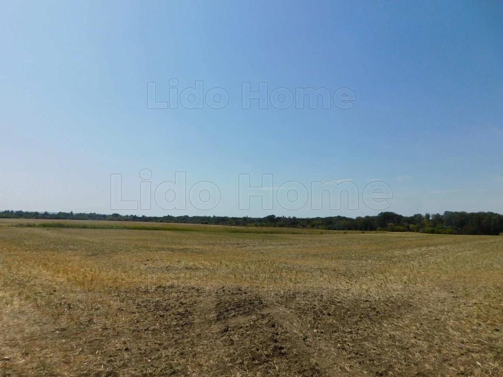 Siófok Szabadifürdőn fejlesztési területen 1805 m2 telek eladó