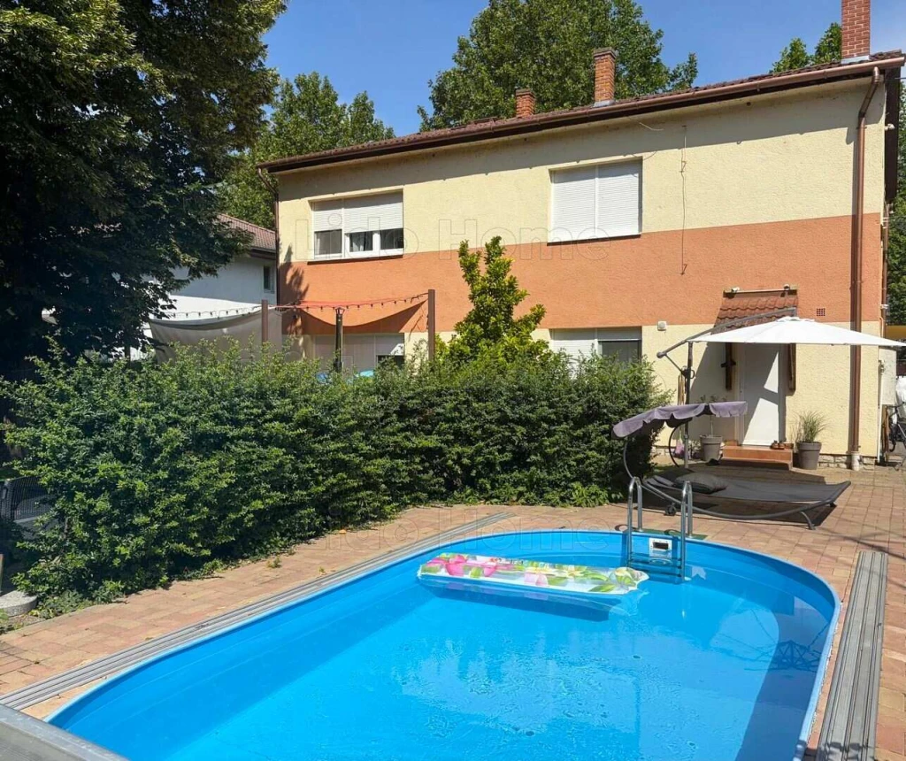 BALATON KÖZELI LAKÓHÁZ SIÓFOK ARANYPARTON!