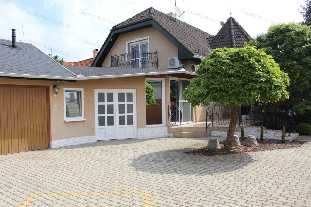 For sale house, Szolnok, Széchenyi városrész