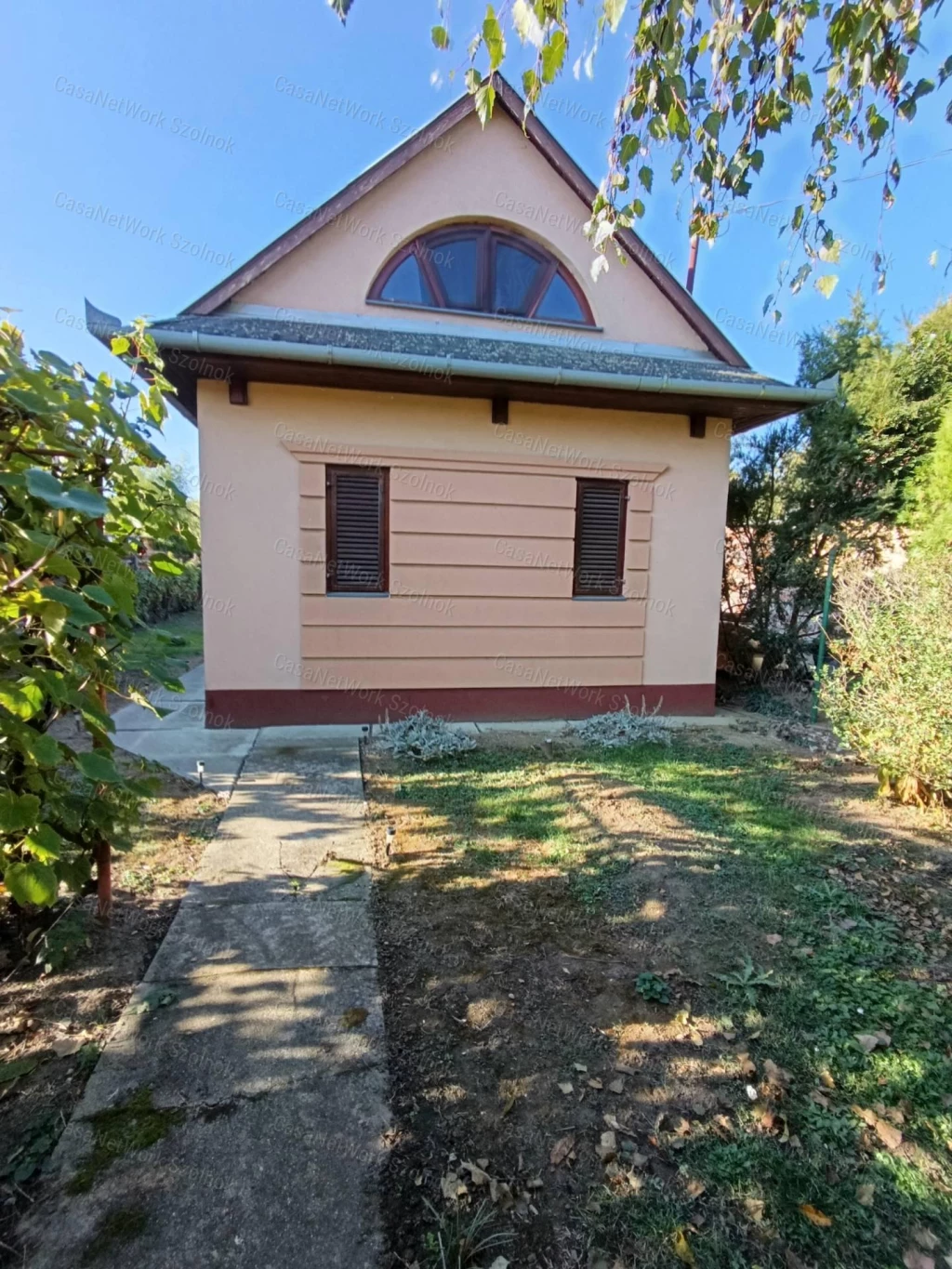 c3-1-name c2-63-name, Szolnok