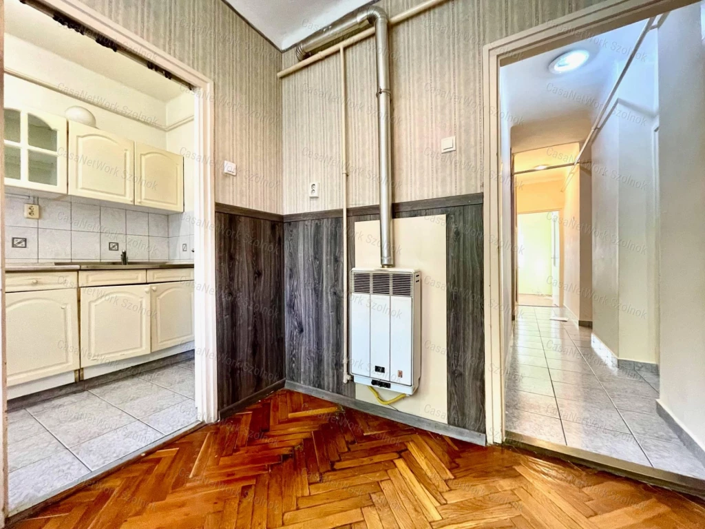 c3-1-name c2-19-name, Szolnok, Belváros