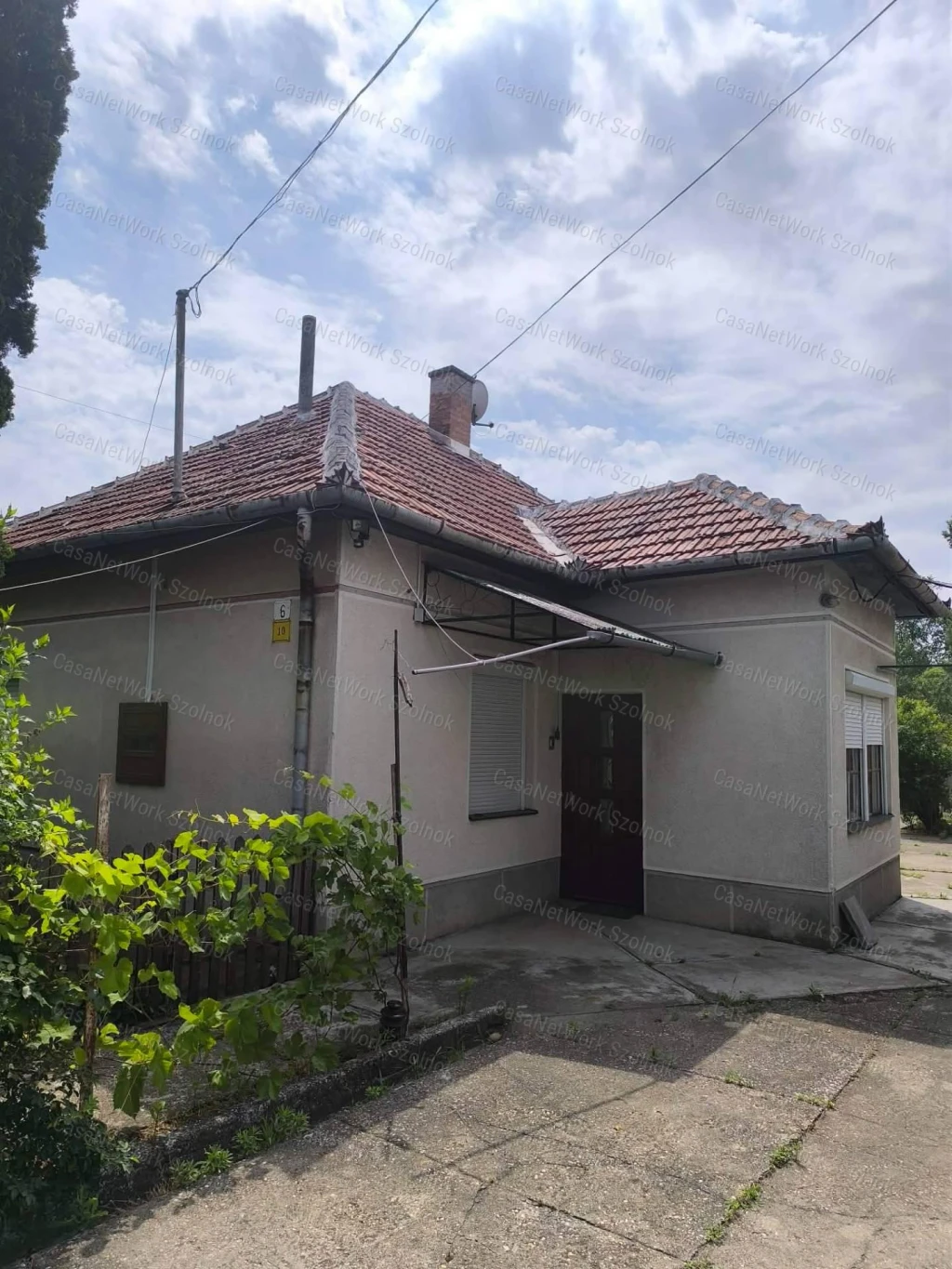 c3-1-name c2-1-name, Tiszaföldvár