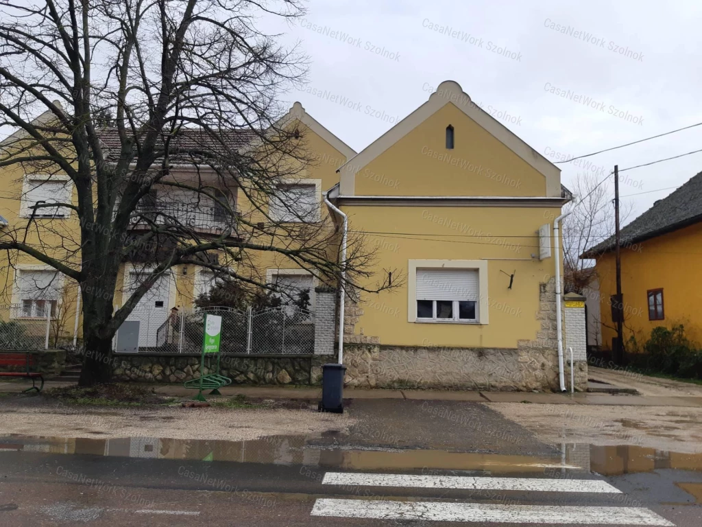 Tiszaföldváron kiadó üzlethelyiség!