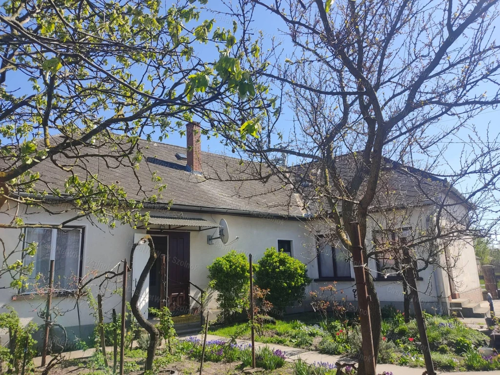 Eladó családi ház, Tápiógyörgye