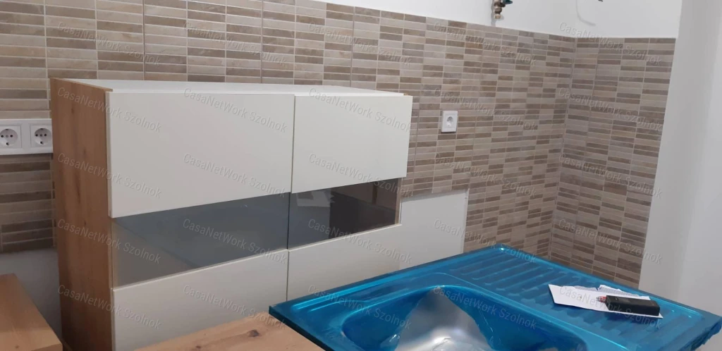 Martfűn eladó tégla építésű lakás!