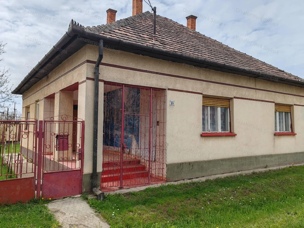 Eladó Kengyelen 3szobás családi ház!