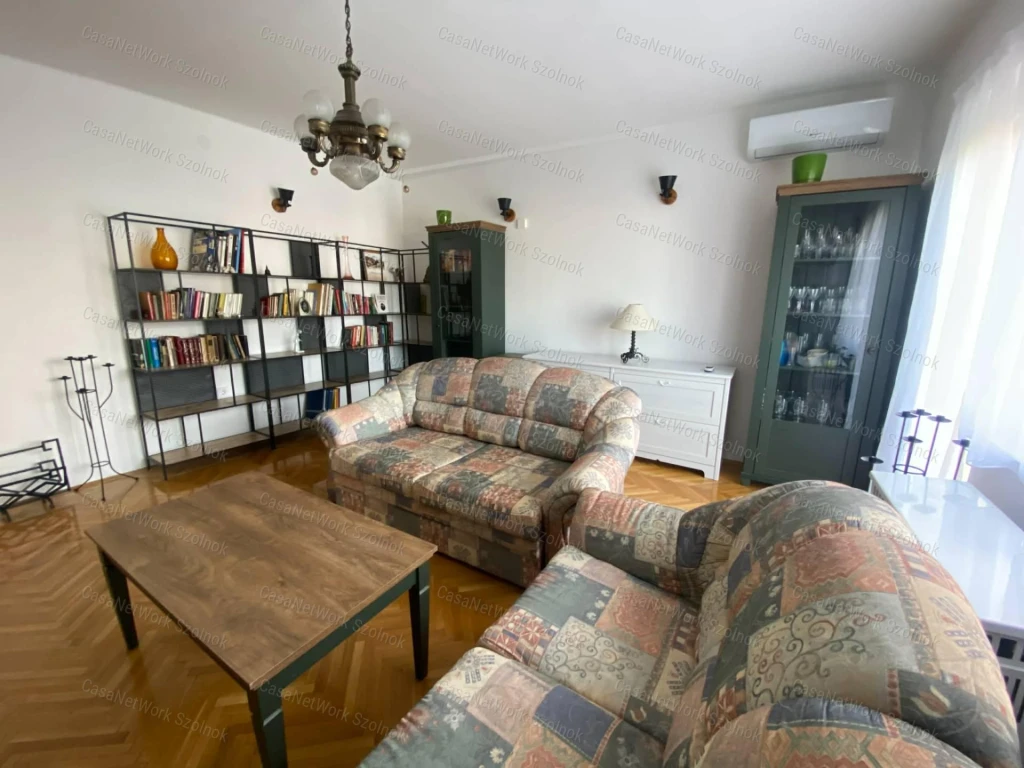 c3-1-name c2-19-name, Szolnok, Belváros