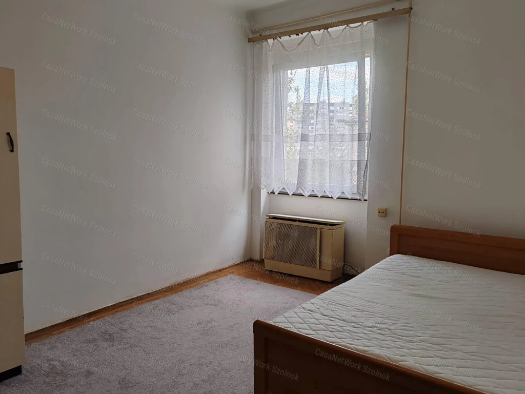 c3-2-name c2-19-name, Szolnok, Belváros