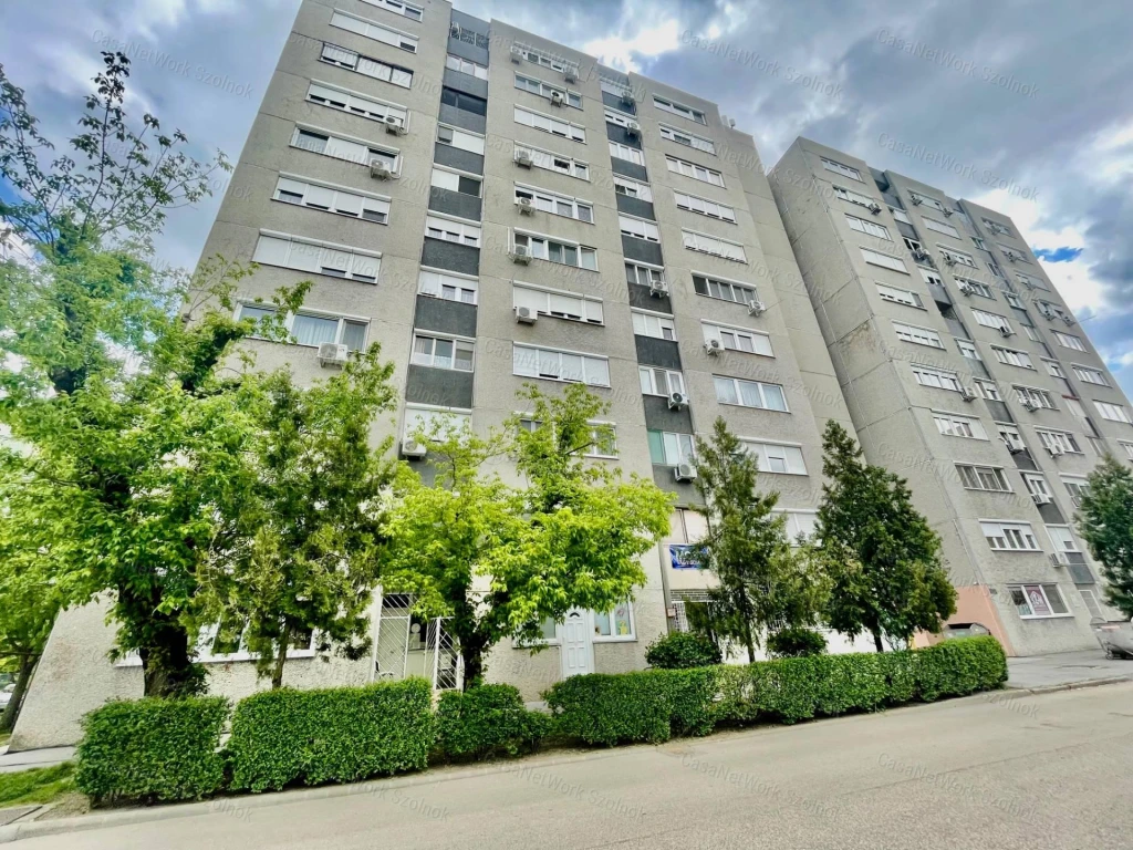 c3-1-name c2-20-name, Szolnok, Belváros