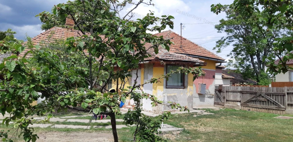 c3-1-name c2-1-name, Tiszaföldvár