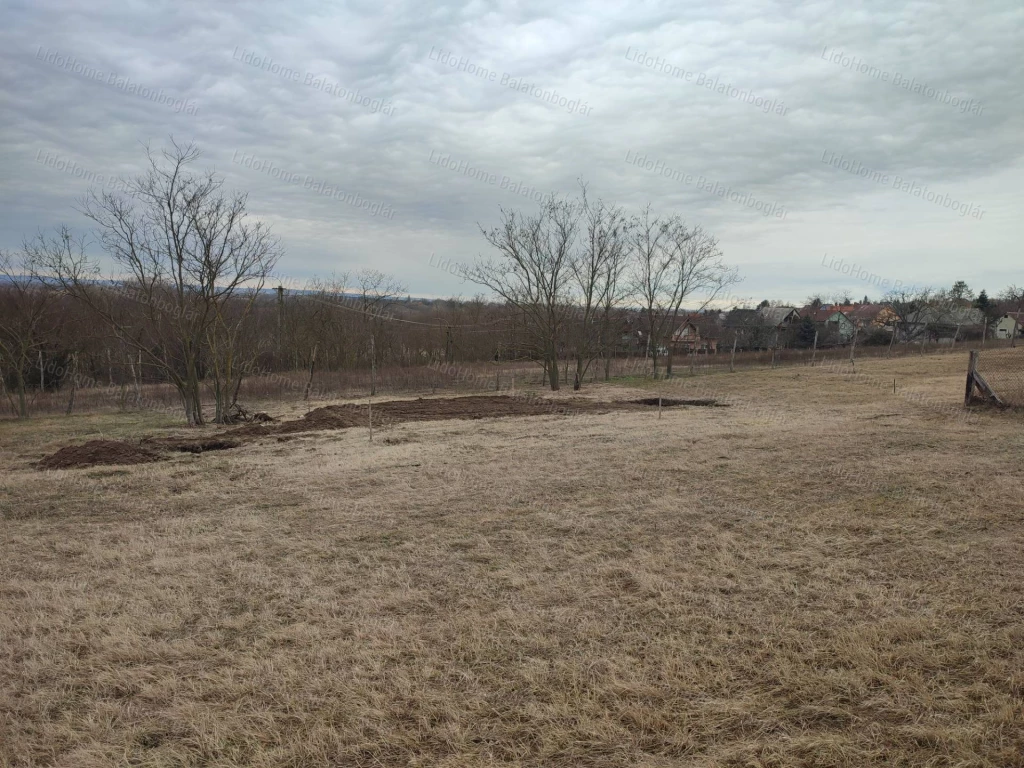 Eladó építési telek Fonyódon!