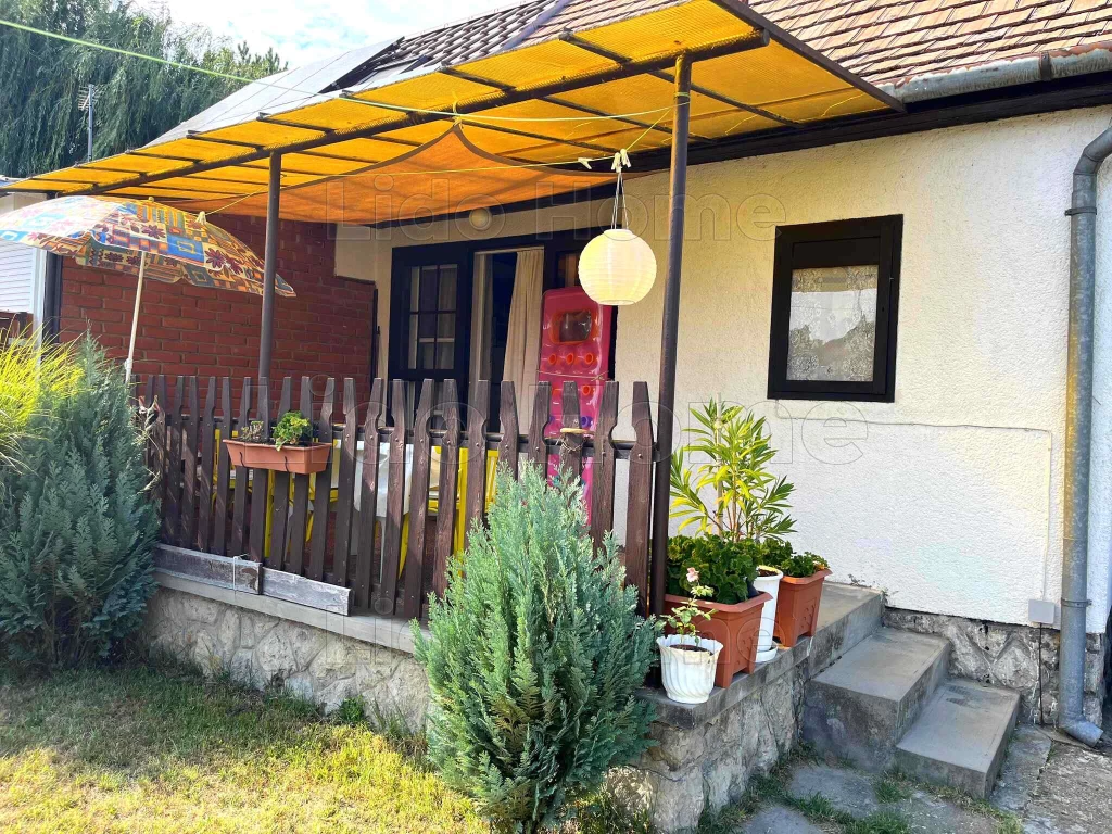 For sale semi-detached house, Balatonfenyves