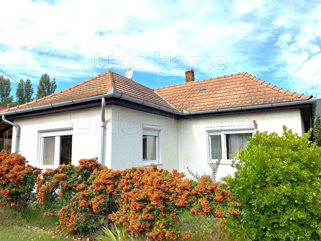 For sale house, Balatonfenyves