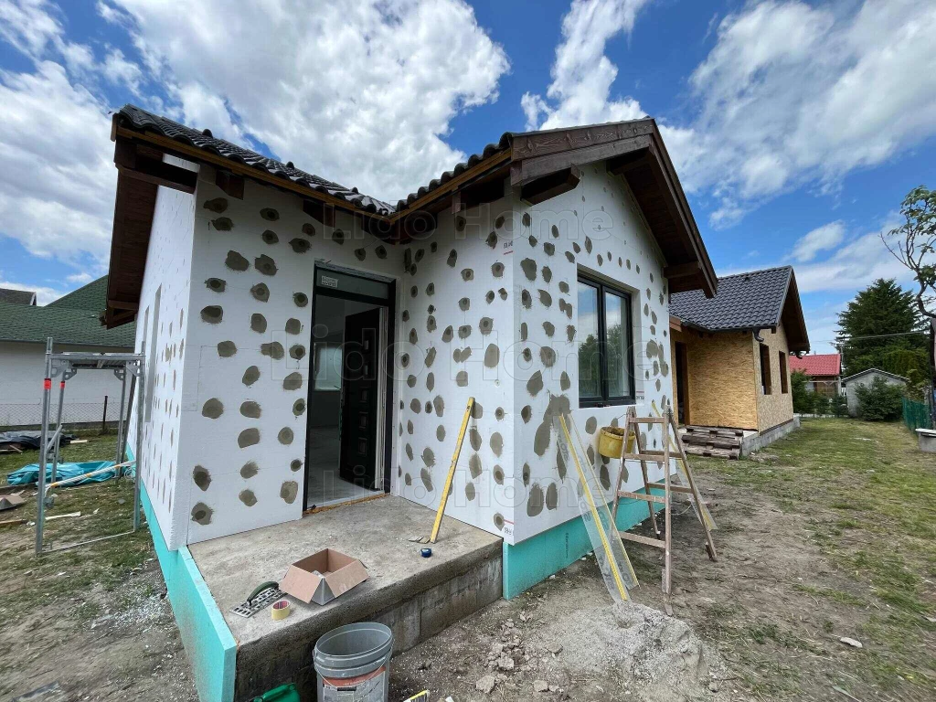 Eladó Új építésű Családi házak Balatonmáriafürdőn!