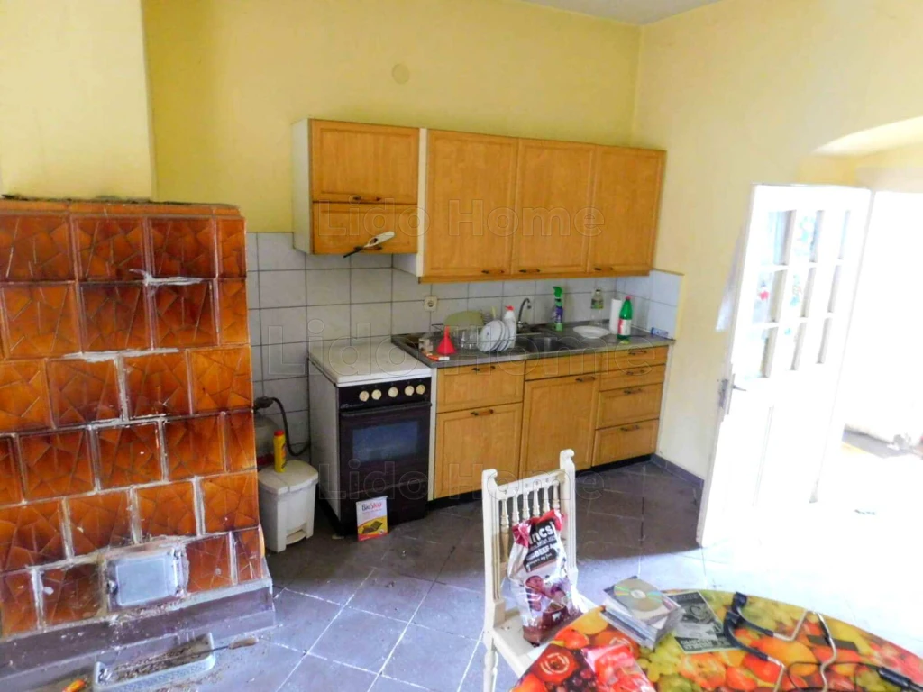 c3-1-name c2-1-name, Karád