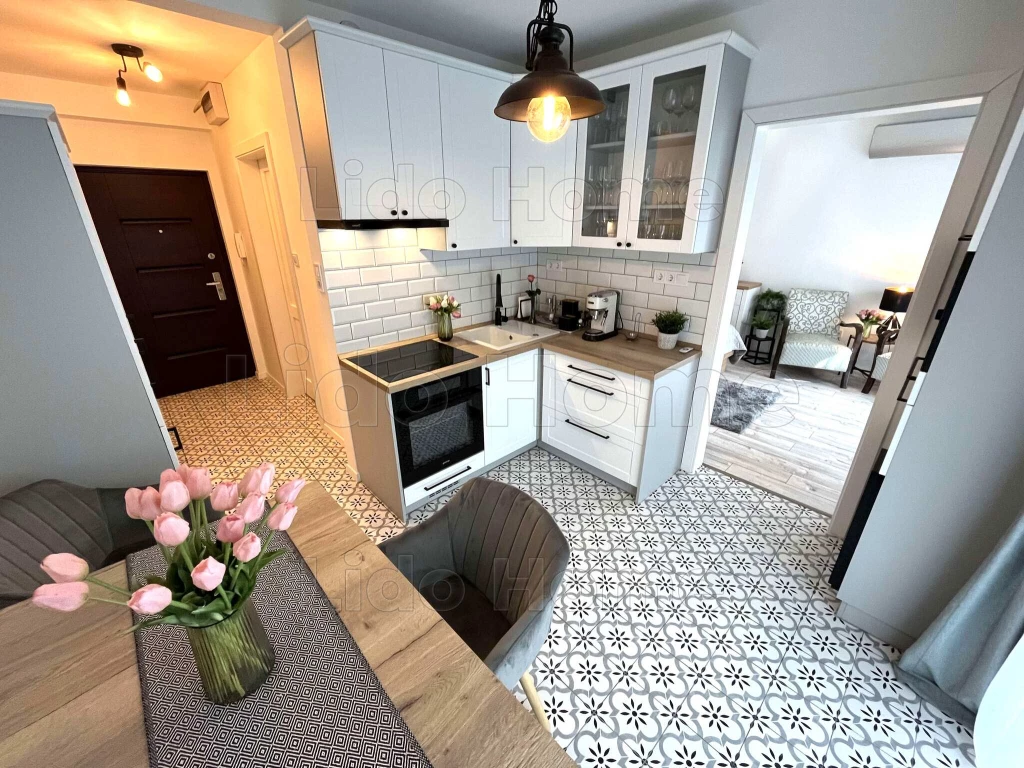 Fonyódon azonnal költözhető, 48 m2-es, Provenci hangulatú, földszinti téglalakás