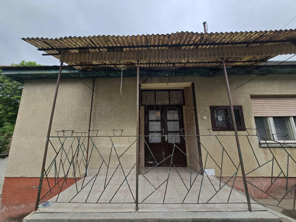 ELADÓ CSALÁDI HÁZ ANDOCSON