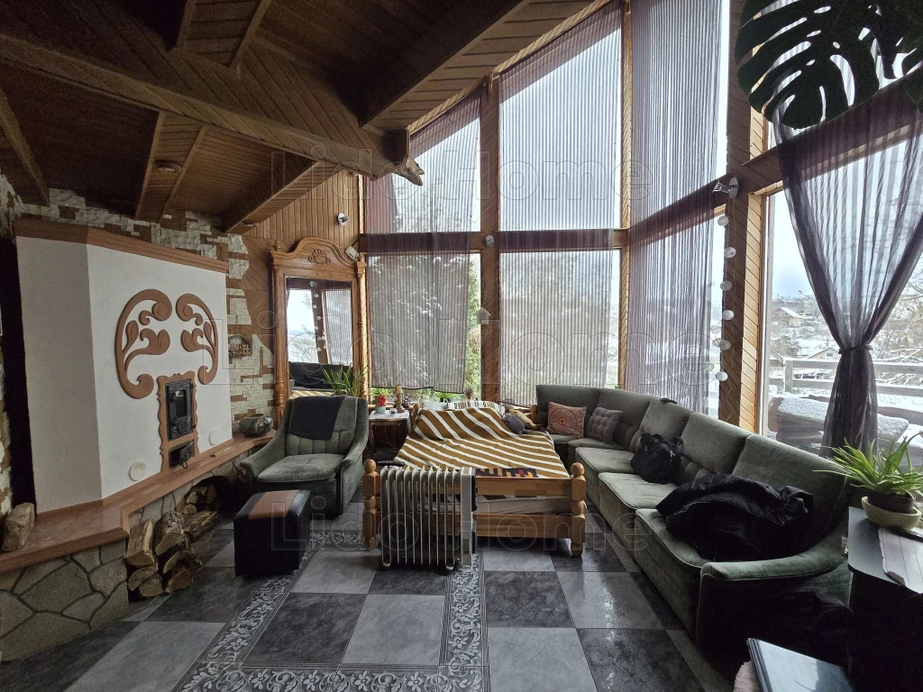 Jó állapotban! - ELADÓ CSALÁDI HÁZ FONYÓD