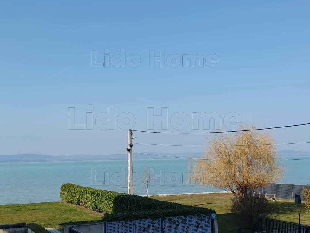 Eladó Újépítésű Panorámás lakás Balatonlellén!