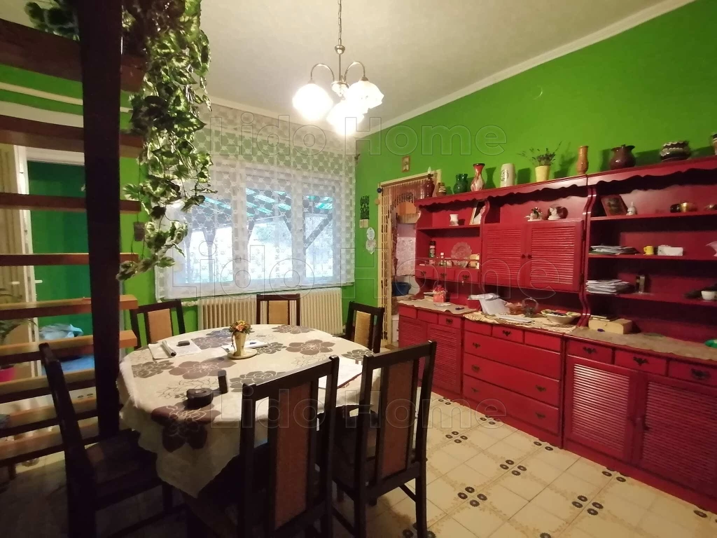 ELADÓ! CSALÁDI HÁZ LENGYELTÓTIBAN!