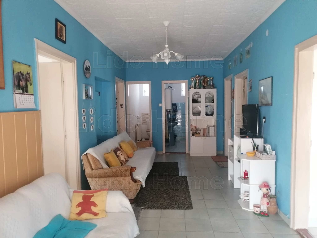 ELADÓ! CSALÁDI HÁZ LENGYELTÓTIBAN!