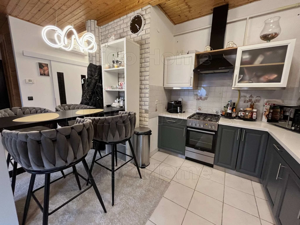 c3-1-name c2-19-name, Balatonboglár