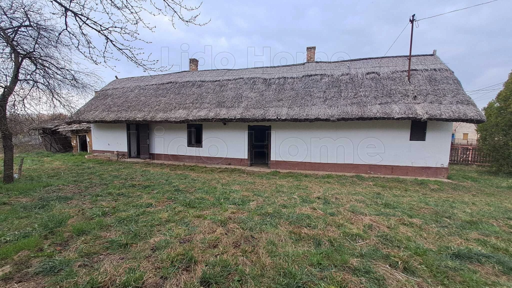 Eladó 150 éves vályog parasztház Somogyszentpálon