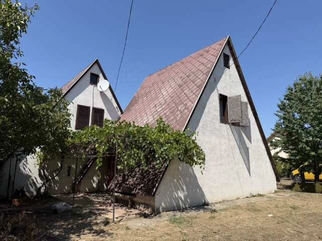 c3-1-name c2-63-name, Balatonszárszó