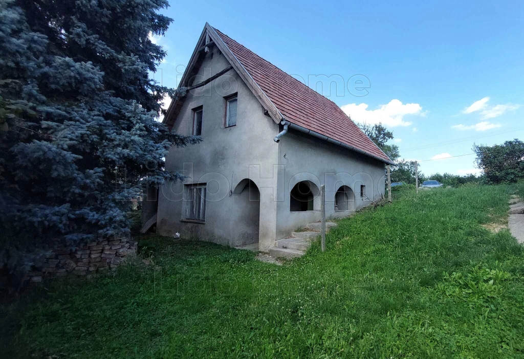 For sale closed garden, Kaposvár