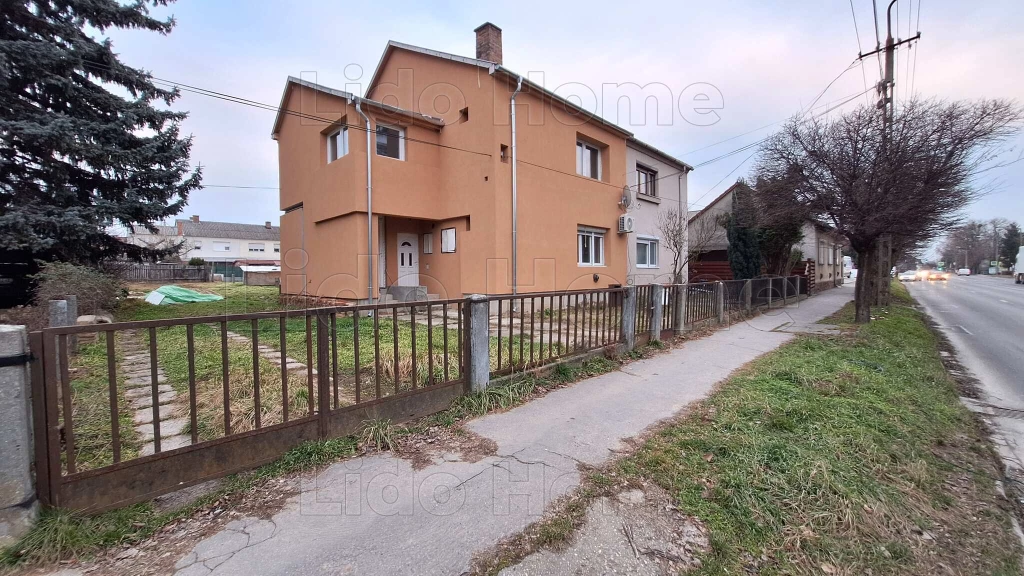 For sale brick flat, Kaposvár