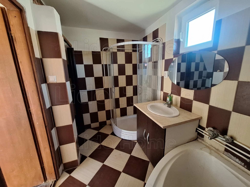 c3-1-name c2-1-name, Kisbajom