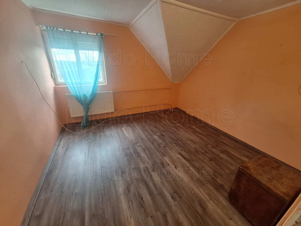 A Deseda tó közelében Somogyaszalóban kiadó családi házrész!