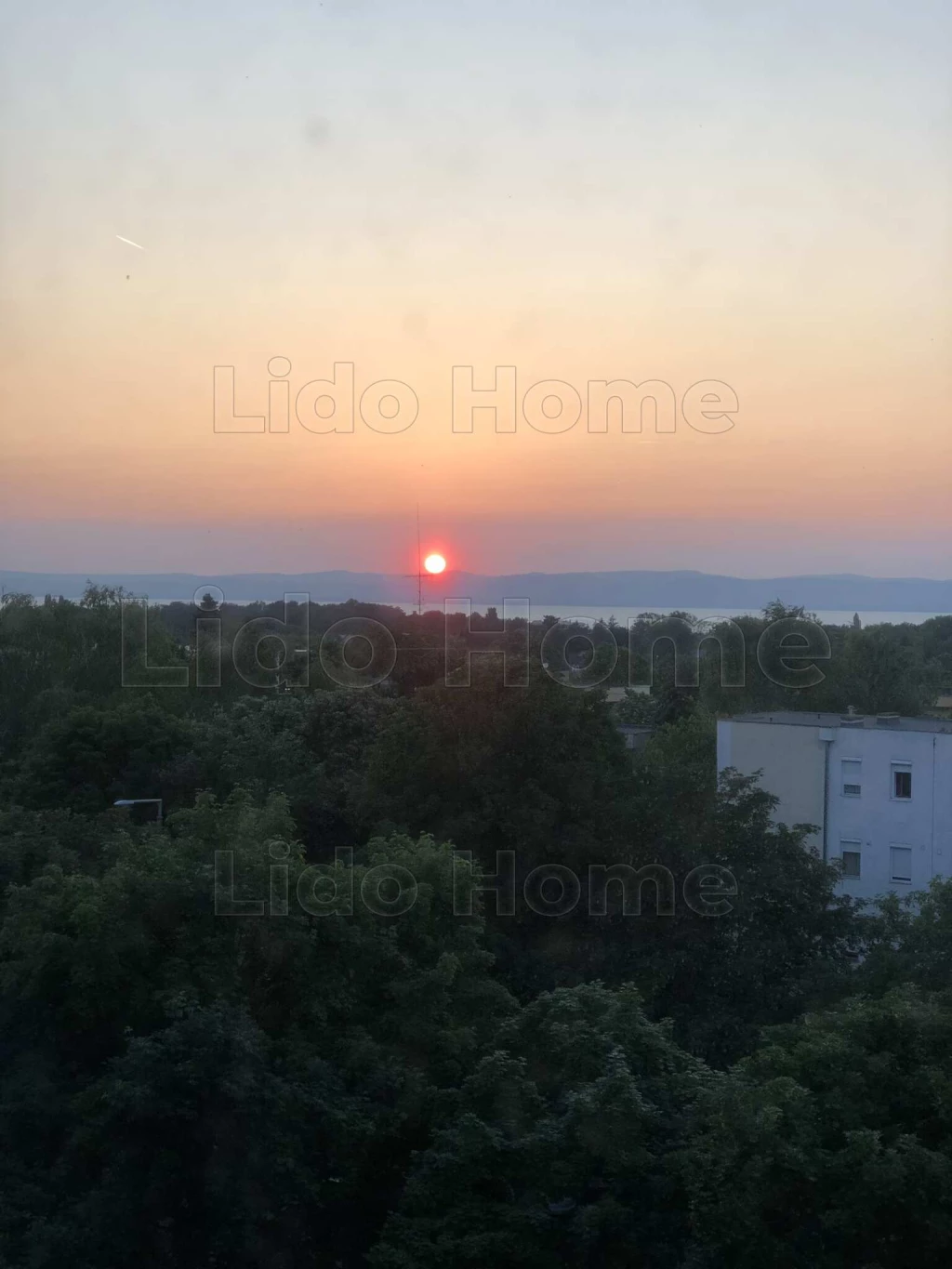 Sifókon a Fokihegyen 4. emeleti Balatoni panorámás lakás KIADÓ hosszútávra