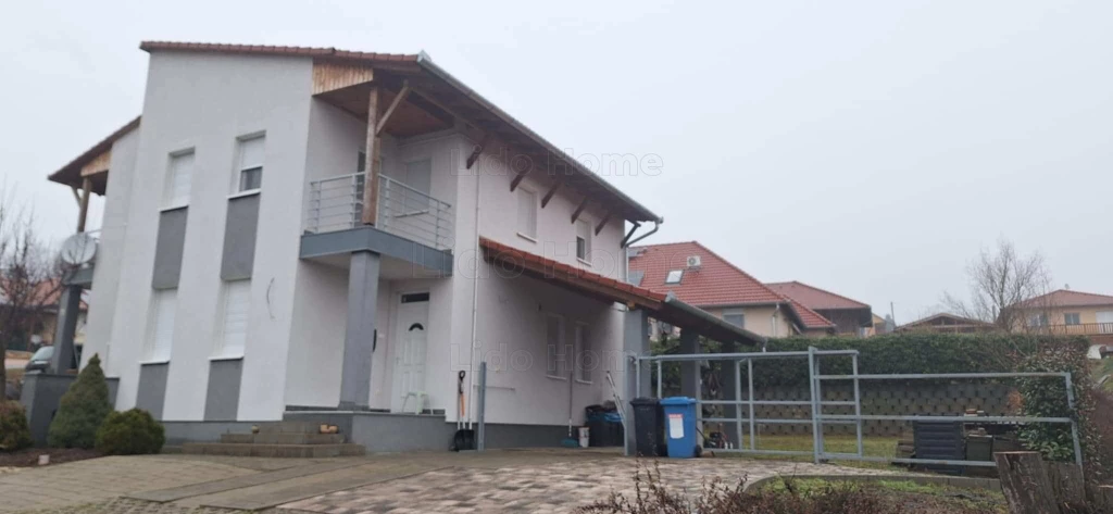 Kaposvár ikerház eladó a Rómahegyen