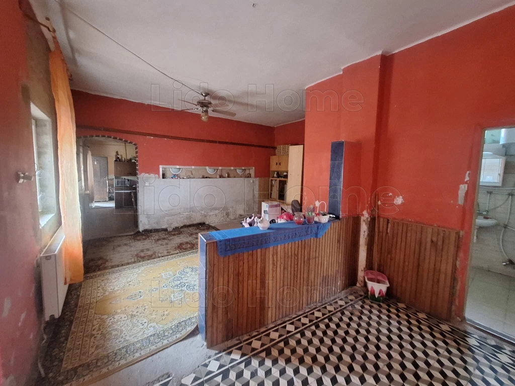 Eladó családi ház Felsőmocsoládon nagy telekkel!