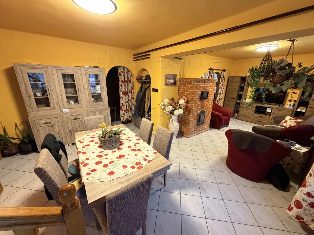 Kaposfüreden nappali+4 szobás családi ház ELADÓ