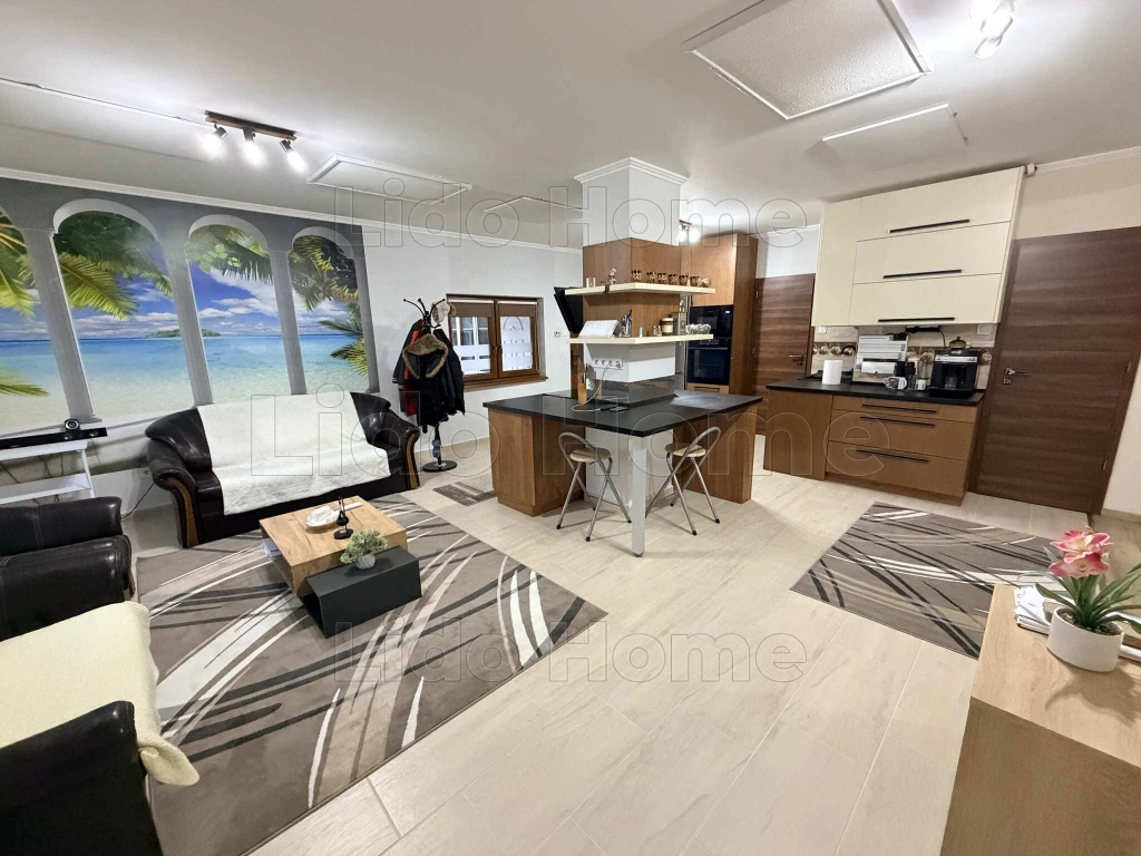 Toponári városrészben nappali + 3 szobás családi ház ELADÓ