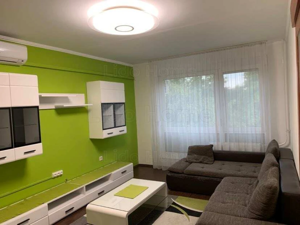 Kiadó földszinti panellakás Kaposváron Búzavirág Ltp -n!