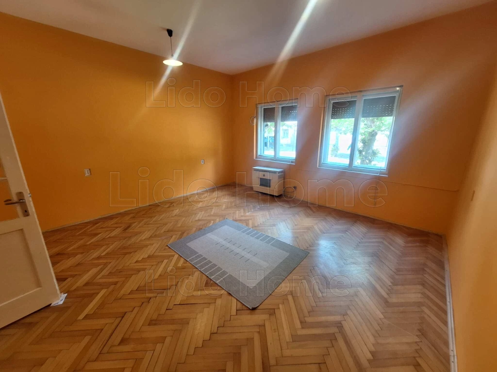 Eladó földszinti tégla lakás Kaposváron a belvárosban!
