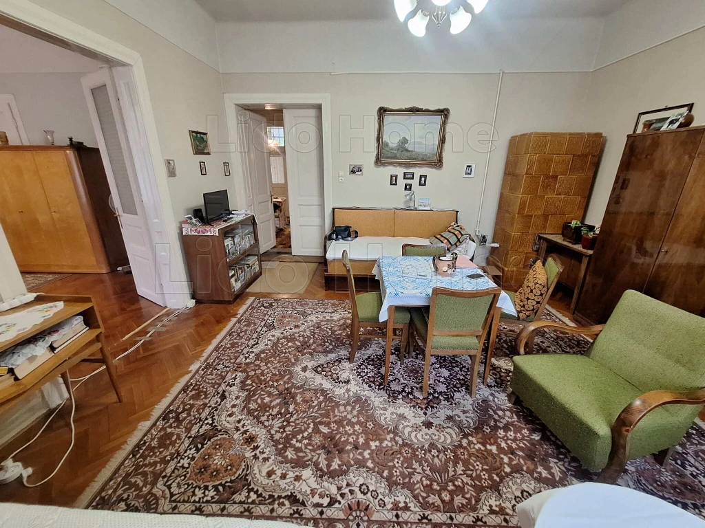 Eladó családi ház Kaposváron a Tisztviselő telepen!