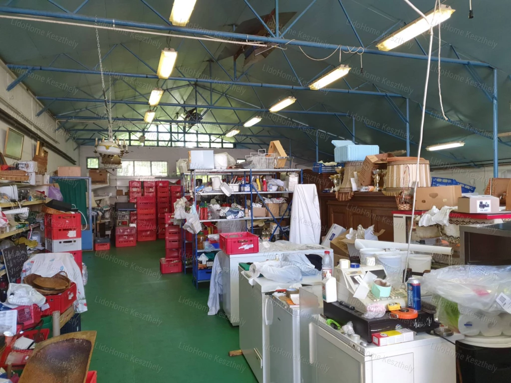 Eladó üzletegyüttes Letenyén