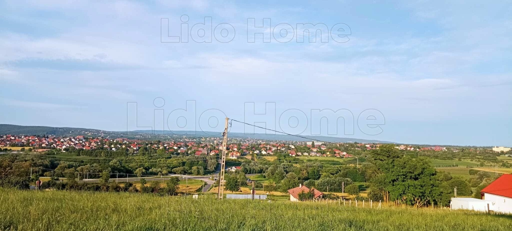 Felsőpáhokon építési telek eladó